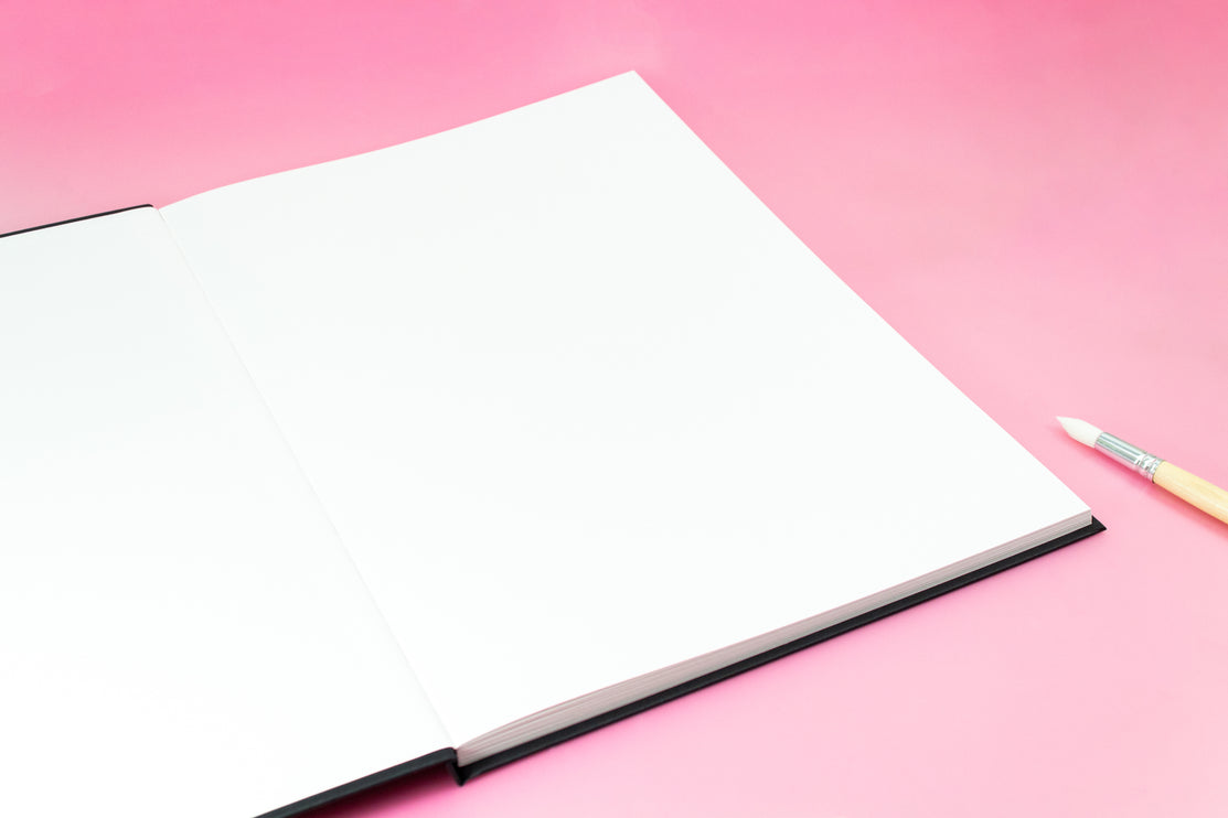 A3 Portrait Sketchbook | 140gsm White Cartridge, 92 Pages | Casebound Black Cover